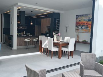 CASA EN VENTA EN VALLE IMPERIAL COTO 21