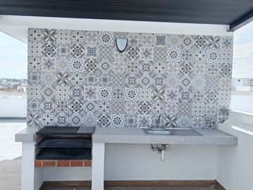 CASA EN VENTA EN VALLE IMPERIAL COTO 21
