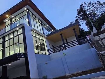 5BR Overlooking House and Lot for Sale at Calaca Batangas