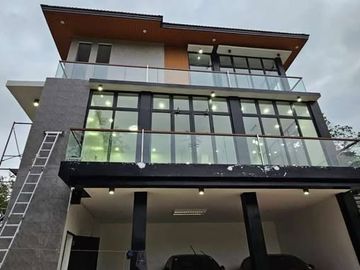 5BR Overlooking House and Lot for Sale at Calaca Batangas