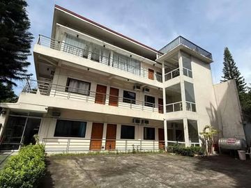 Apartment Building for Sale at Tagaytay City