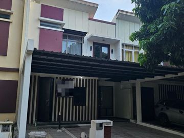 Dijual Rumah Cluster Naturale Foresta BSD City Tangerang Lingkungan Asri Nyaman Strategis Siap Huni