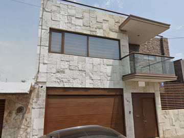 PRECIOSA CASA EN VENTA EN MIGUEL ALEMAN,VERACRUZ,VERACRUZ.