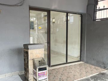 Sewa Rumah Komersil Anggrek Loka BSD City Tangerang Selatan Lokasi Strategis Siap Pakai