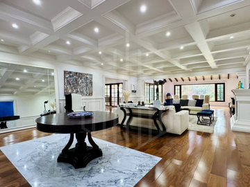 Residencia de Lujo con Casa de Huéspedes en Hacienda de Vallescondido