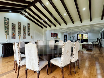 Residencia de Lujo con Casa de Huéspedes en Hacienda de Vallescondido