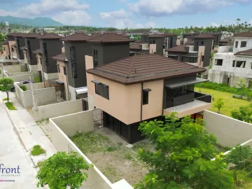 3 BEDROOM w/ CAR PARKING BEACH PROPERTY VILLA in SAN JUAN BATANGAS for VACATION, STAYCATION, AIRBNB, INVESTMENT
