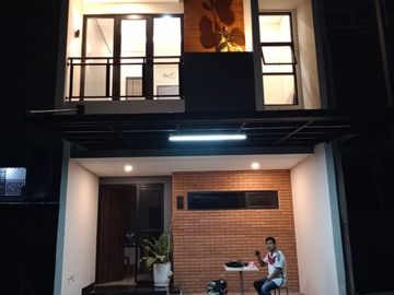 Dijual Rumah 2 Lantai Murah Dekat Stasiun Rawa Buntu Tangerang Selatan, Perumahan Syariah
