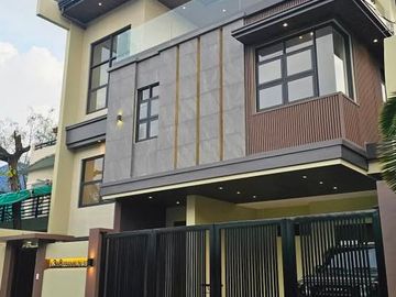 5-Bedroom House in Vermont Park Village Antipolo for Sale • Property ID: FM563
