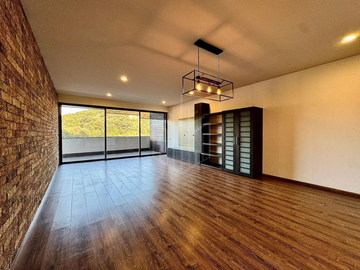 Departamento con Terraza y Amenidades de Lujo en Venta – Zona Esmeralda, 3 Recámaras con Vista Espectacular