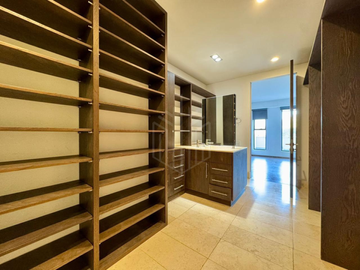Departamento con Terraza y Amenidades de Lujo en Venta – Zona Esmeralda, 3 Recámaras con Vista Espectacular