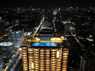 𝟭𝟮% 𝗗𝗣 𝗣𝗥𝗢𝗠𝗢 | 𝗧𝗵𝗲 𝗖𝗿𝗲𝘀𝘁𝗺𝗼𝗻𝘁 2 Bedroom Condo in Panay Ave., South Triangle, Quezon City