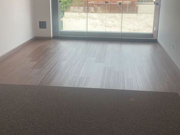 Exclusivo departamento en Surco.