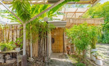 SOLAR GARDEN HOUSE