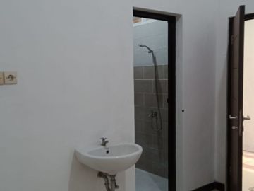 Rumah Tenggilis Mejoyo Selatan dkt UBAYA Rungkut MERR Jemursari Ngiden