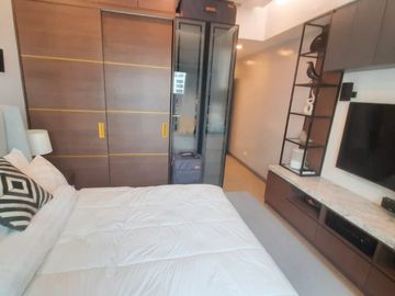 Good Deal! 2BR Unit For Sale in The Frabella 1