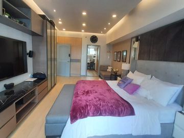 Good Deal! 2BR Unit For Sale in The Frabella 1