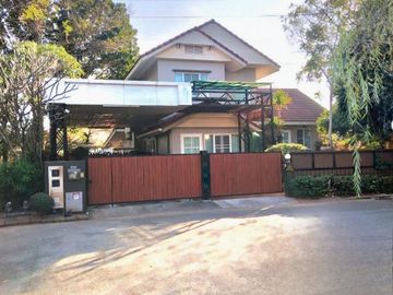 For Sale: Detached House at Land and House Park, Khon Kaen Prime location in the Khon Kaen Bypass area. A large house, 250 square meters, on a special
