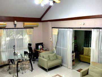 For Sale: Detached House at Land and House Park, Khon Kaen Prime location in the Khon Kaen Bypass area. A large house, 250 square meters, on a special