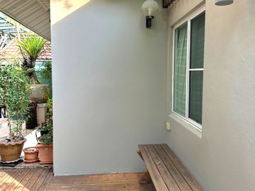 For Sale: Detached House at Land and House Park, Khon Kaen Prime location in the Khon Kaen Bypass area. A large house, 250 square meters, on a special