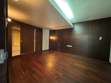 For sale, Chomdoi Condo, Round Building, 2 bedrooms, 1 bathroom, 94 sq.m., 3rd floor, near Chiang Mai University (ID:975CS)