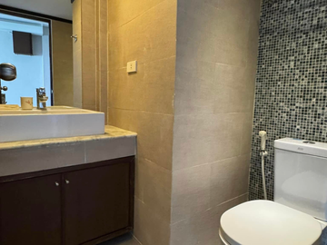 For sale, Chomdoi Condo, Round Building, 2 bedrooms, 1 bathroom, 94 sq.m., 3rd floor, near Chiang Mai University (ID:975CS)