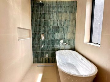 FOR SALE - Corner House and Lot in Tropics 1 Filinvest East, Cainta, Rizal