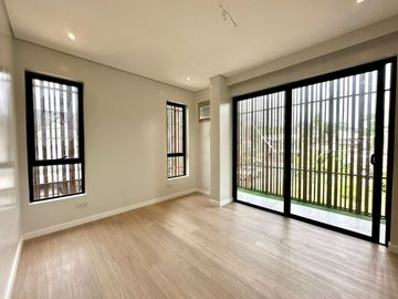FOR SALE - Corner House and Lot in Tropics 1 Filinvest East, Cainta, Rizal