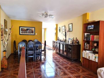 VENTA DE CASA EN CANTO GRANDE SAN JUAN DE LURIGANCHO