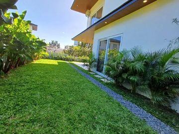 BRAND NEW MODERN HOME FOR SALE – MANILA SOUTHWOODS RESIDENTIAL ESTATES