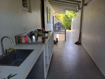 BRAND NEW MODERN HOME FOR SALE – MANILA SOUTHWOODS RESIDENTIAL ESTATES