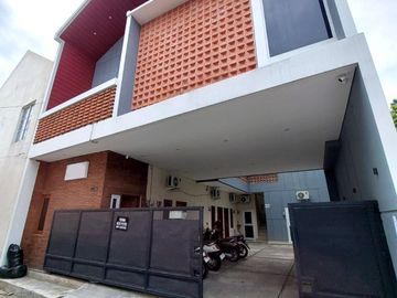Kos Eksklusif 12 Kamar dekat Pakuwon Mall dan Kampus UPN