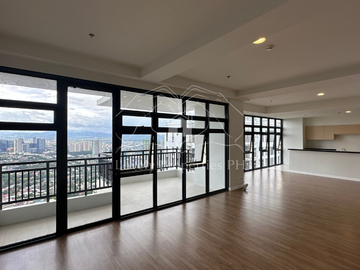 BRAND NEW (Newly Turned Over) UNFURNISHED 3BR PENTHOUSE UNIT with 2 PARKING SLOTS FOR SALE!