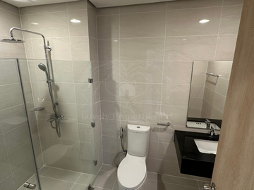 BRAND NEW (Newly Turned Over) UNFURNISHED 3BR PENTHOUSE UNIT with 2 PARKING SLOTS FOR SALE!