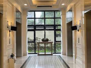BRAND NEW (Newly Turned Over) UNFURNISHED 3BR PENTHOUSE UNIT with 2 PARKING SLOTS FOR SALE!
