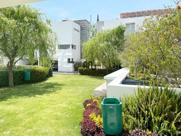 Casa en venta en Lomas de Vista Hermosa Bosques