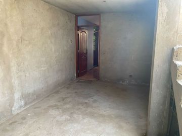 VENTA DE CASA EN PUENTE PIEDRA NEGOCIABLE