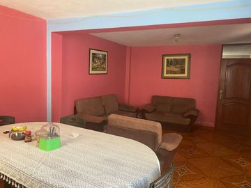 VENTA DE CASA EN PUENTE PIEDRA NEGOCIABLE
