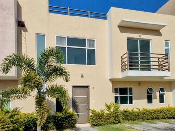 Casa nueva con roof garden en venta en Cuautla cerca de UNILA