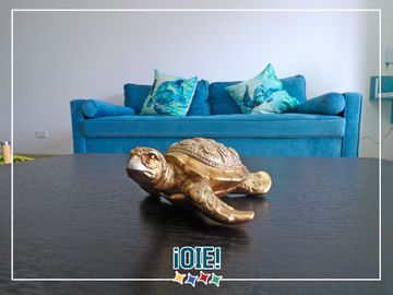 Suite en venta en edificio Torre Marina, Cerca al Mall del pacifico, Manta.