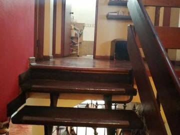 Casa amplia de 5 dormitorios a la venta en Valle Hermoso, Surco