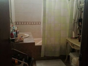 Casa amplia de 5 dormitorios a la venta en Valle Hermoso, Surco