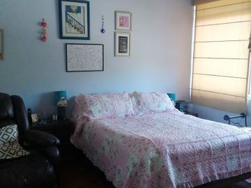 Casa amplia de 5 dormitorios a la venta en Valle Hermoso, Surco