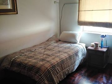 Casa amplia de 5 dormitorios a la venta en Valle Hermoso, Surco