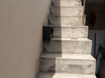 Casa amplia de 5 dormitorios a la venta en Valle Hermoso, Surco