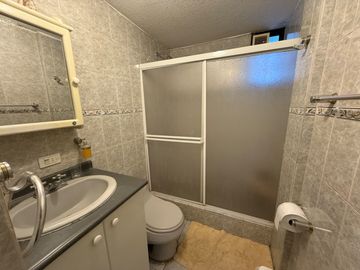 Casa en Venta, Ubicada en Calderón vía Marianas sector Sierra Hermosa, Área: 225m2 Precio: $149.500