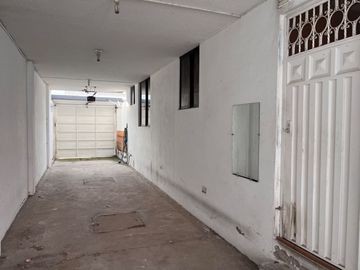 Casa en Venta, Ubicada en Calderón vía Marianas sector Sierra Hermosa, Área: 225m2 Precio: $149.500
