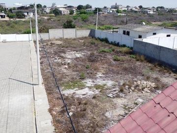 Venta de Terrenos en Urbanización  Brisas de Ancón