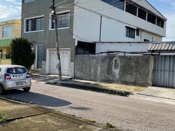 Venta de Casa Rentera en Ciudadela La FAE Gye