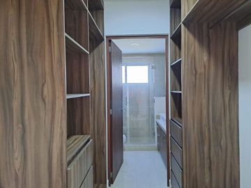 PENTHOUSE EN VENTA EN EL BARREAL SAN ANDRES CHOLULA, PUEBLA, 2 o 3 recamaras, 2.5 baños, roof garden